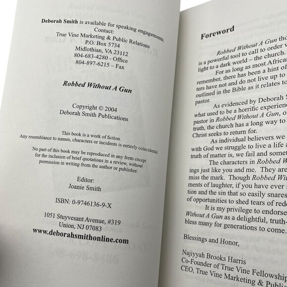 Robbed Without A Gun By Deborah Smith Novel 2004 Paperback Signed - Picture 4 of 16